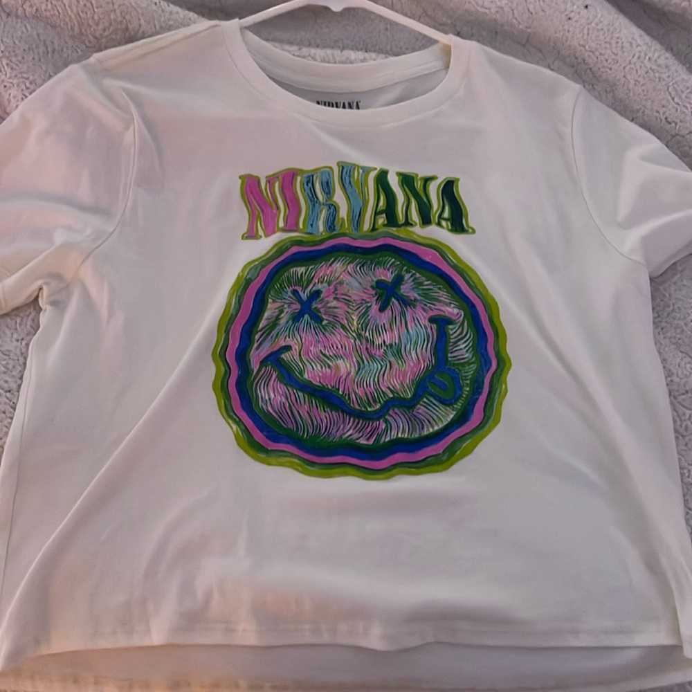 kids (fits like women s-m) 2xl nirvana shirt